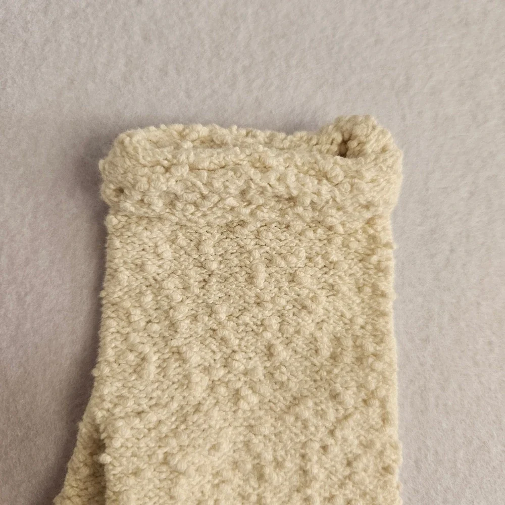 Unbranded creamy off